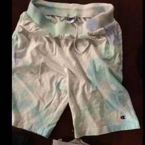 LIKE NEW Champion tie dye shorts sz medium